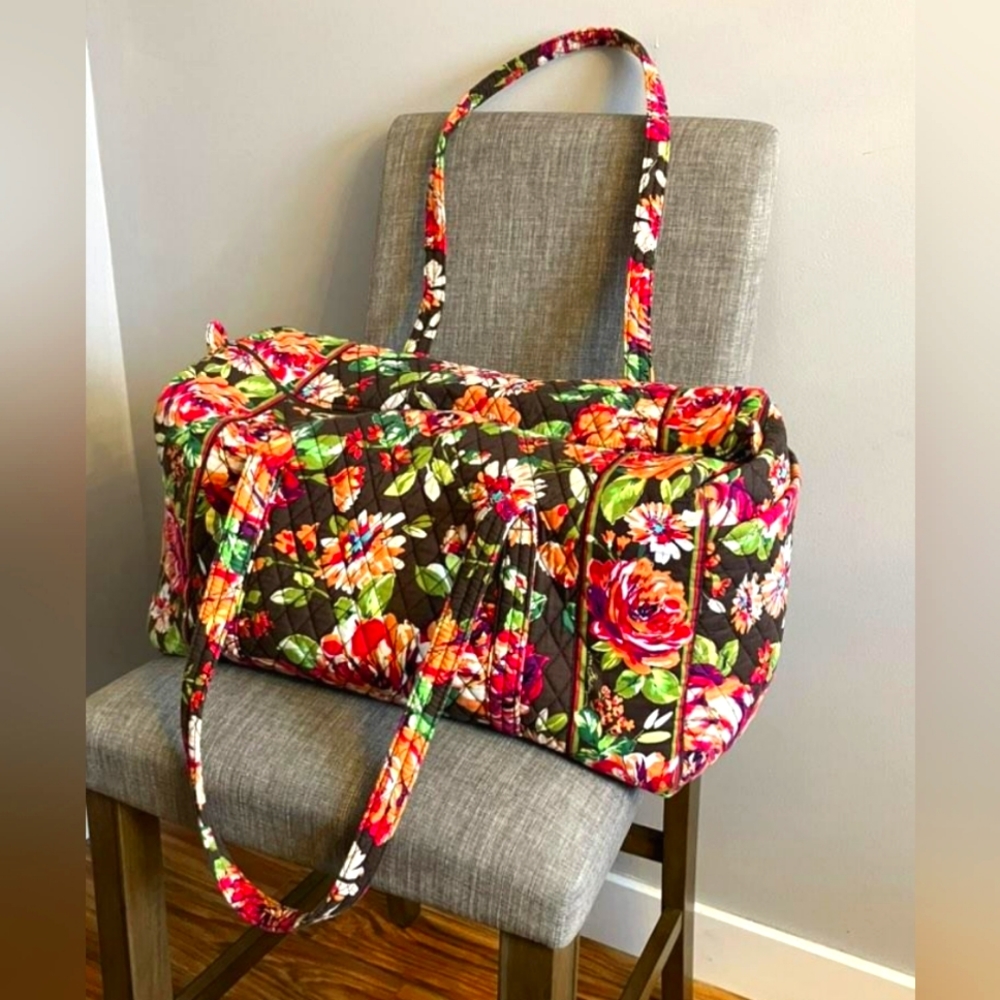 Vera Bradley large duffle bag